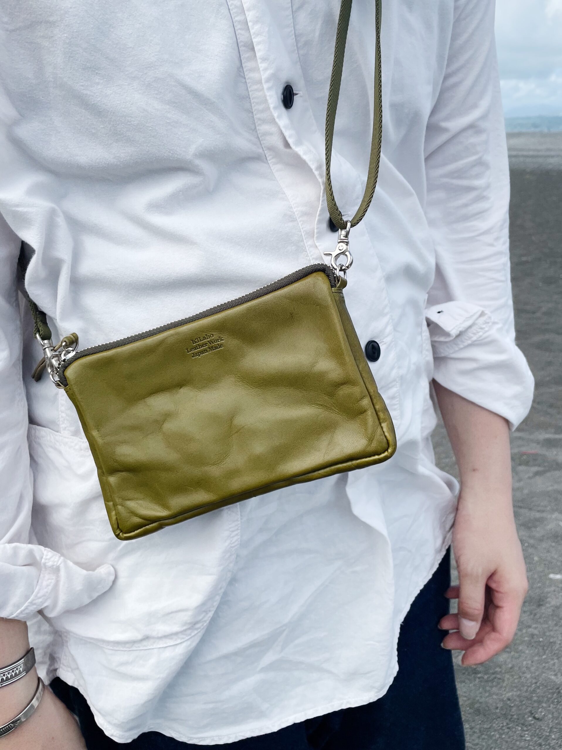 761C3407-1DA3-449B-A06B-